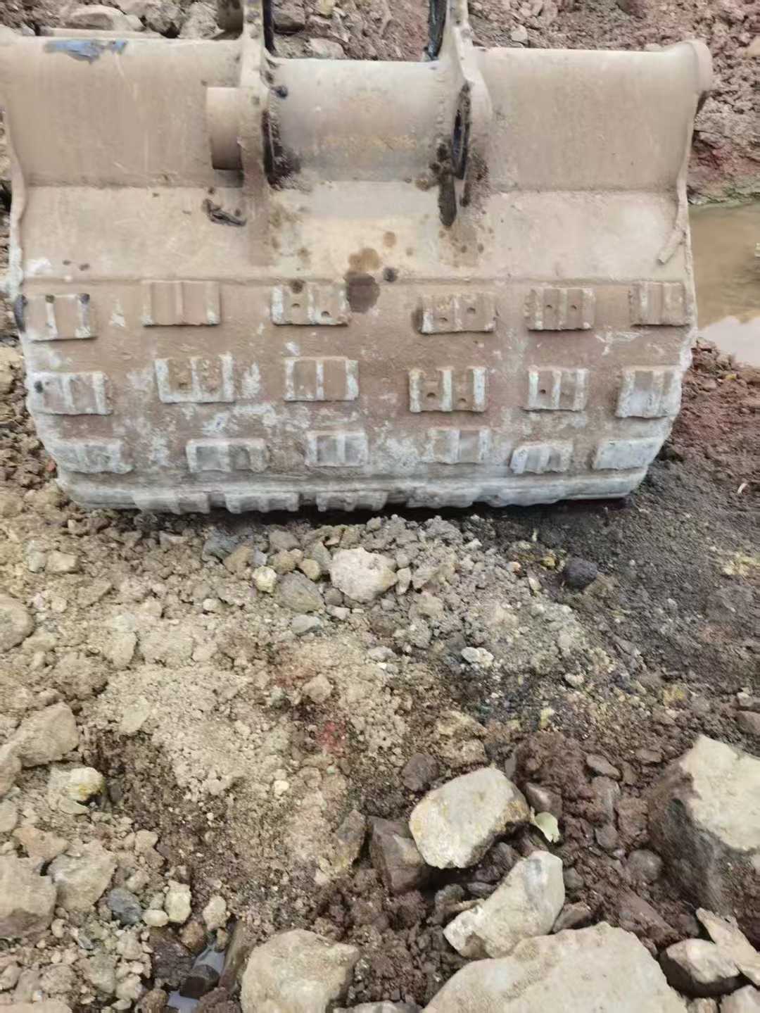 Used XCMG XE490KS Excavator 2016 Model / 6