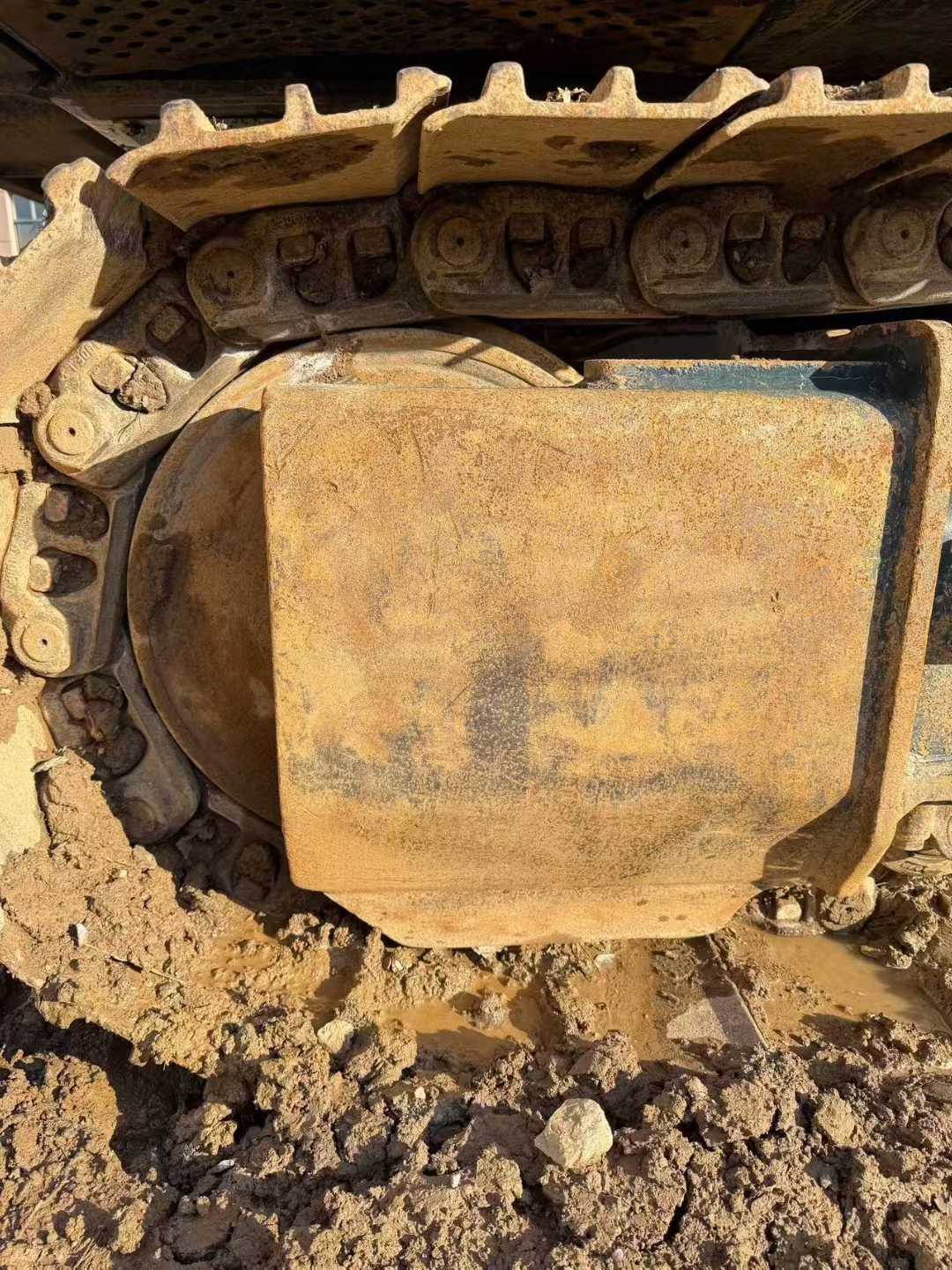 Used Hyundai R205VS Excavator 2016 Model / 8