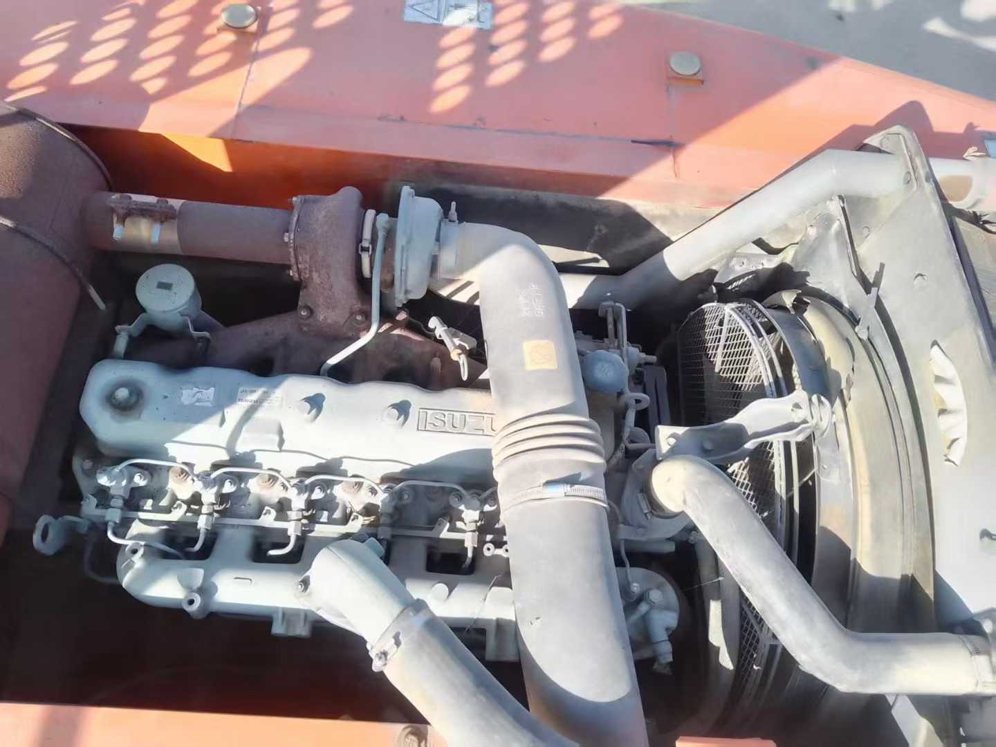 Used Hitachi ZX200-3G Excavator 2016 Model / 4