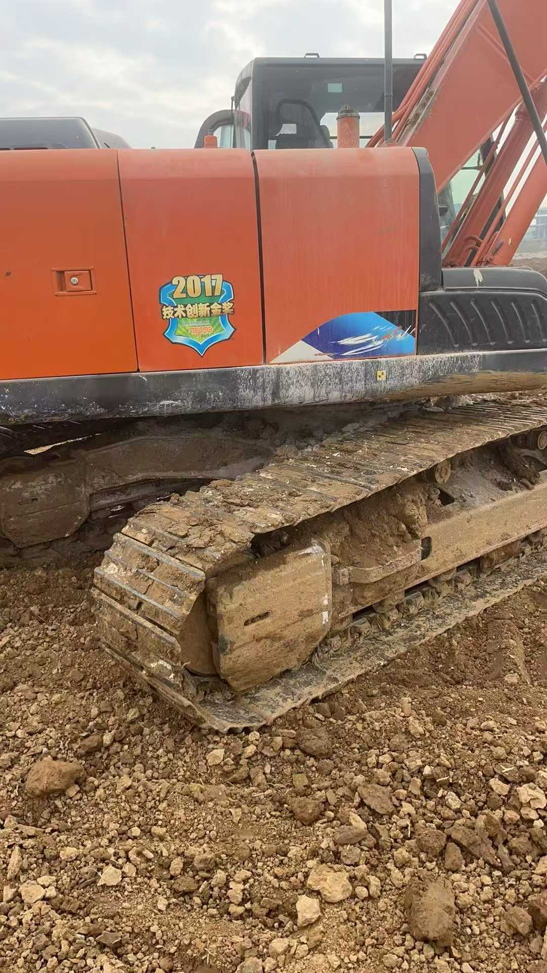 Used Hitachi ZAXIS200 Excavator 2021 Model / 9