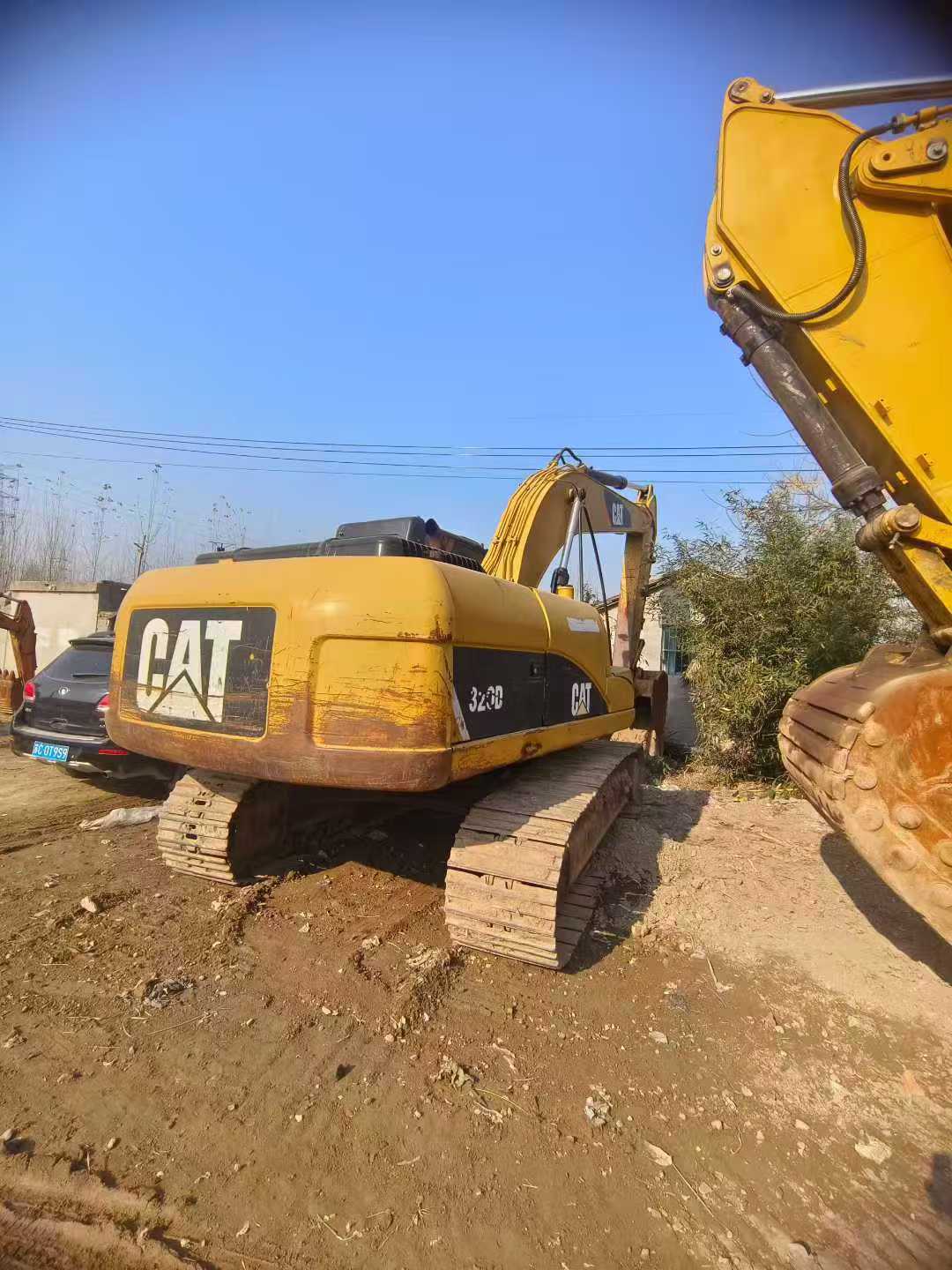 Used Caterpillar 320D Excavator 2011 Model / 7
