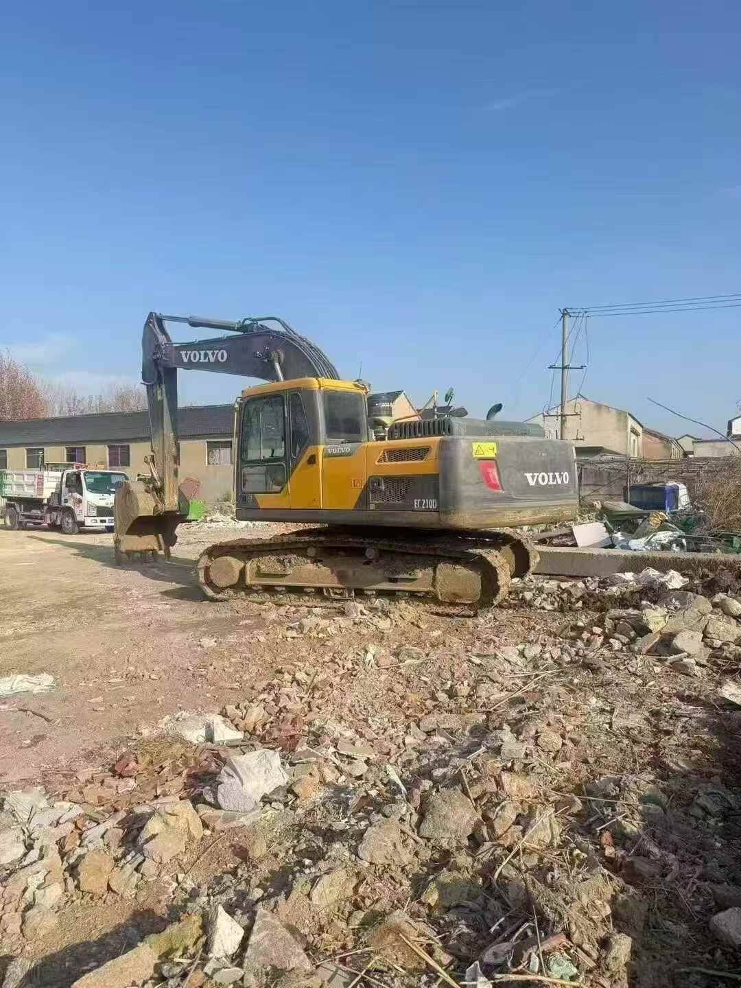 Used Volvo EW210C Excavator 2019 Model / 4