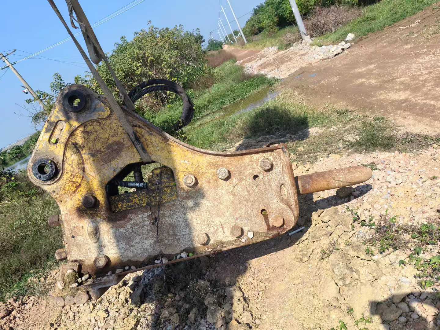 Used Hyundai R215VS Excavator 2018 Model / 8