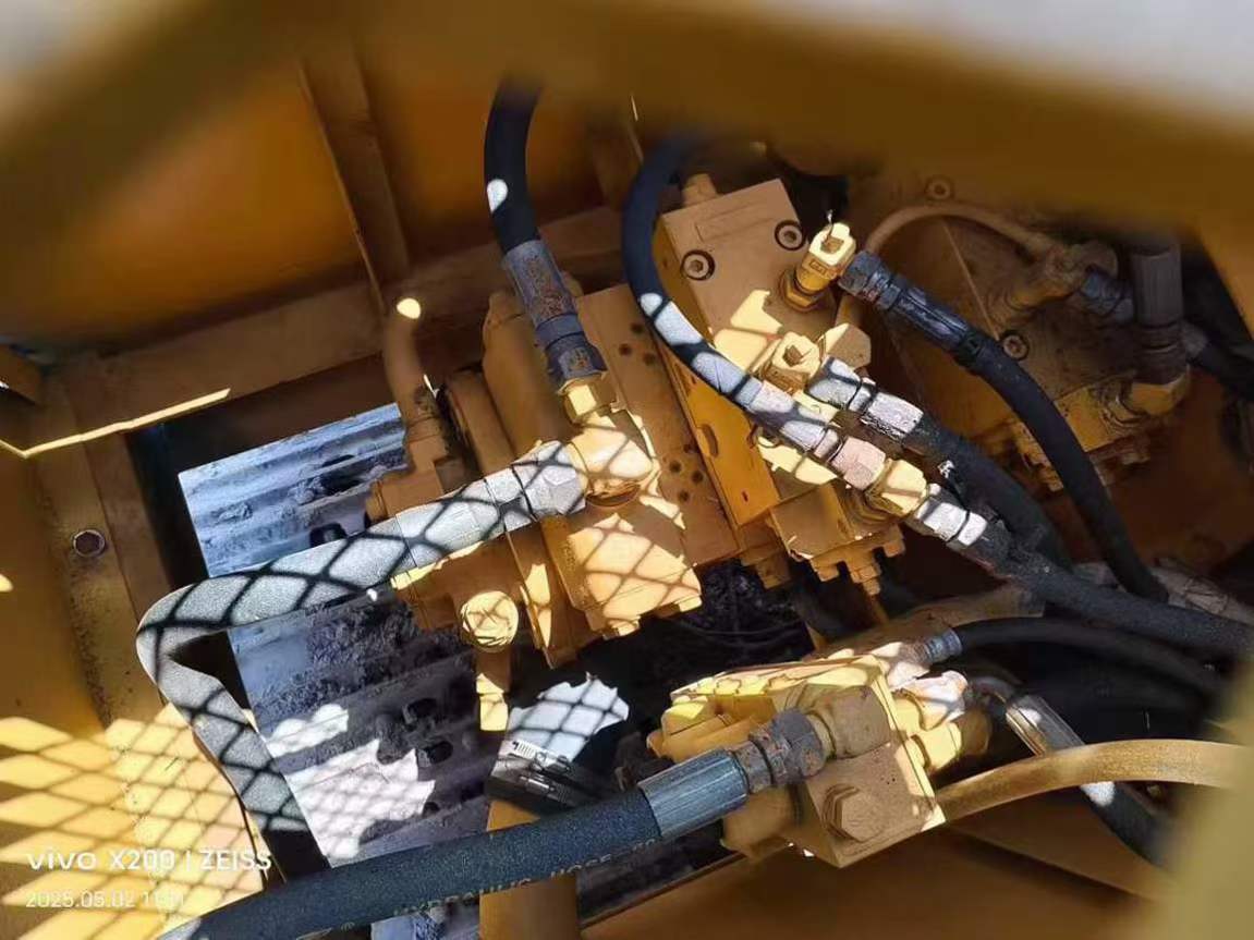 Used Komatsu PC120-5 Excavator 2016 Model / 5