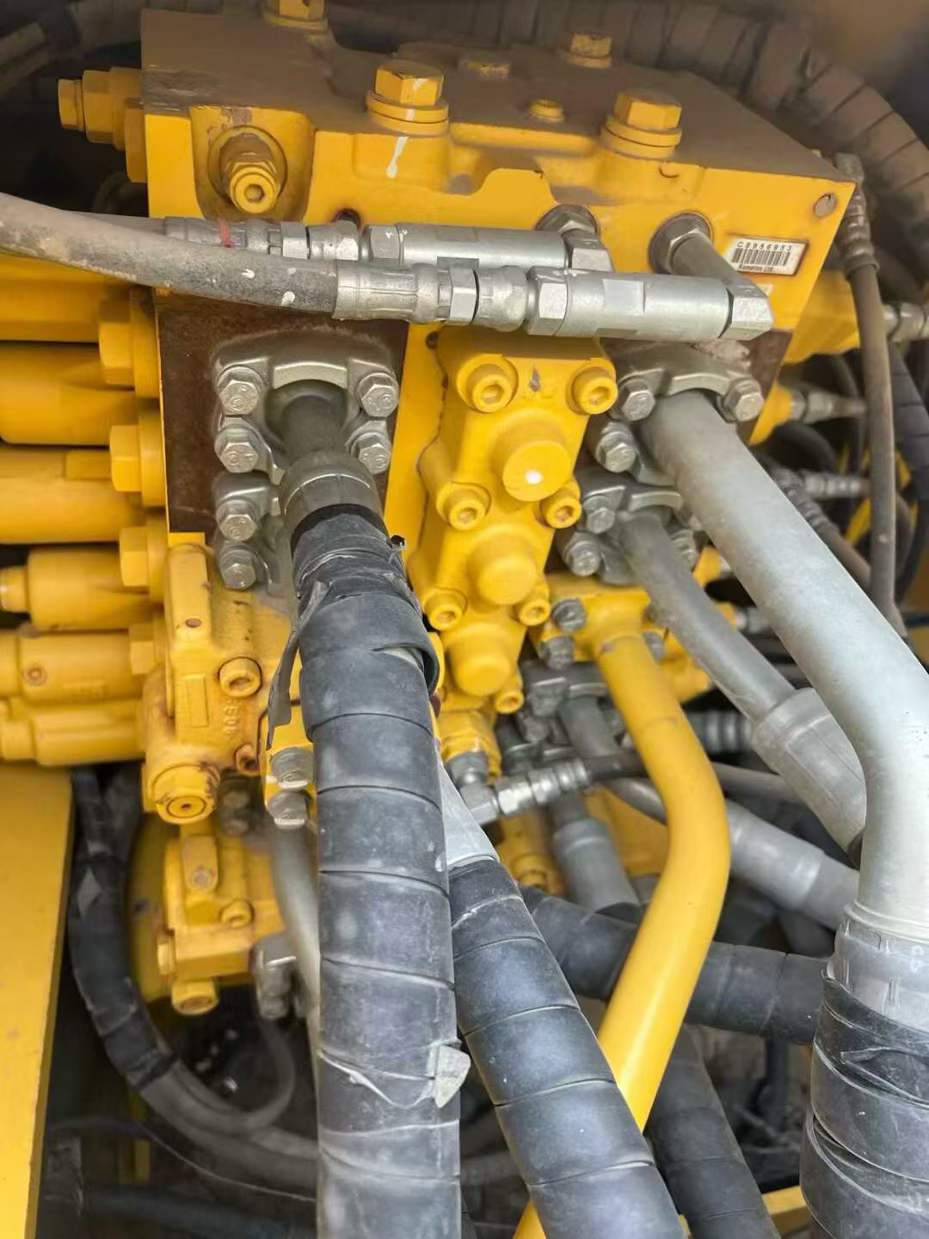 Used Komatsu PC90 Excavator 2019 Model / 6