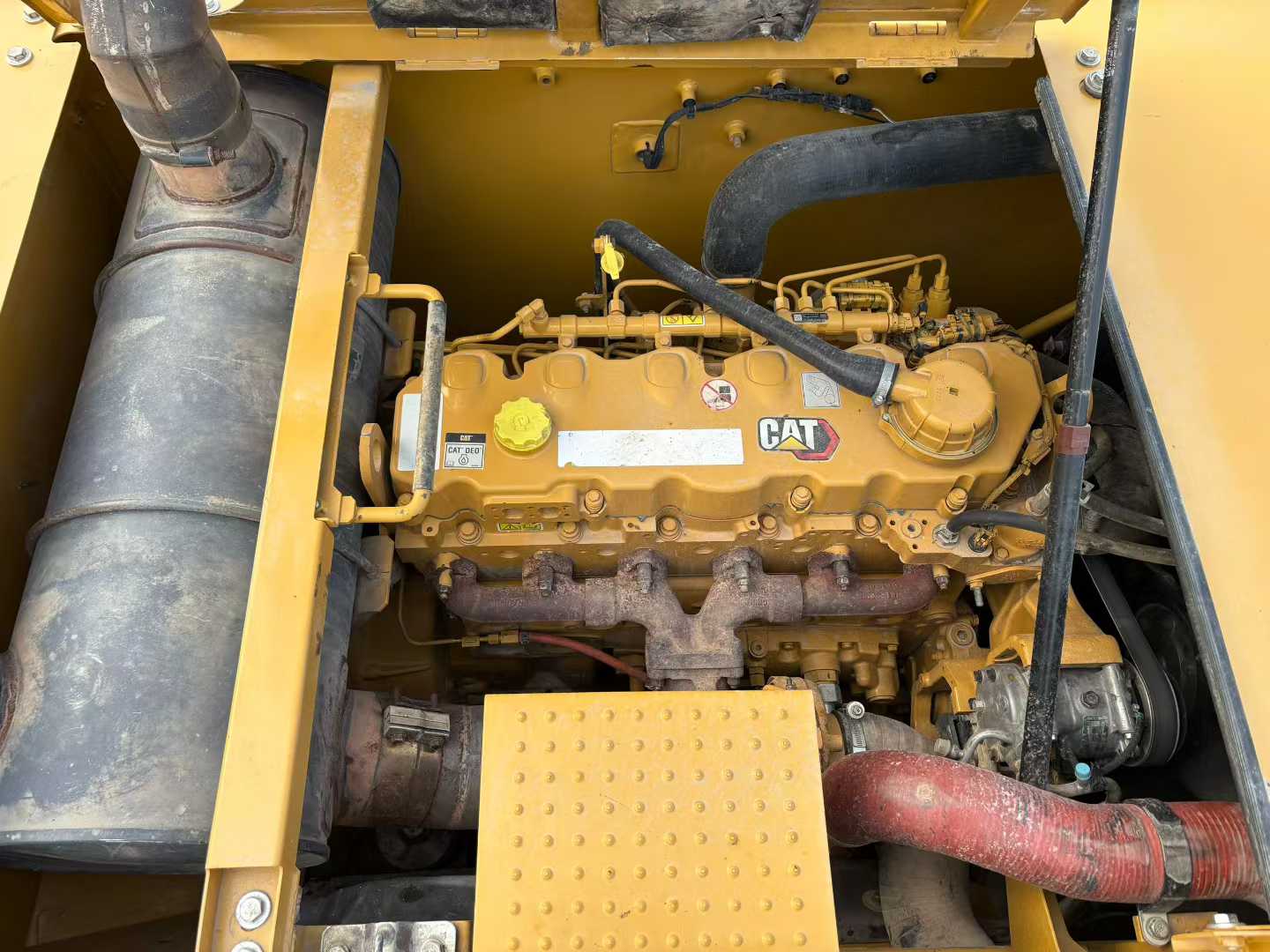 Used Caterpillar CT60 Excavator 2020 Model / 8