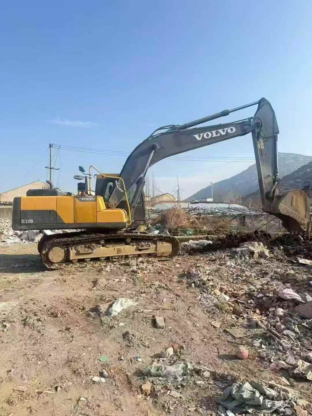 Used Volvo EW210C Excavator 2019 Model / 3