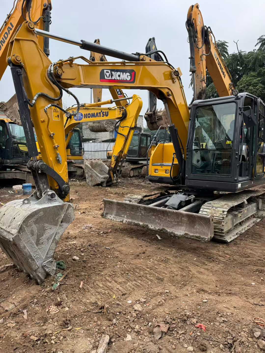 Used XCMG XE75WD Excavator 2024 Model / 4