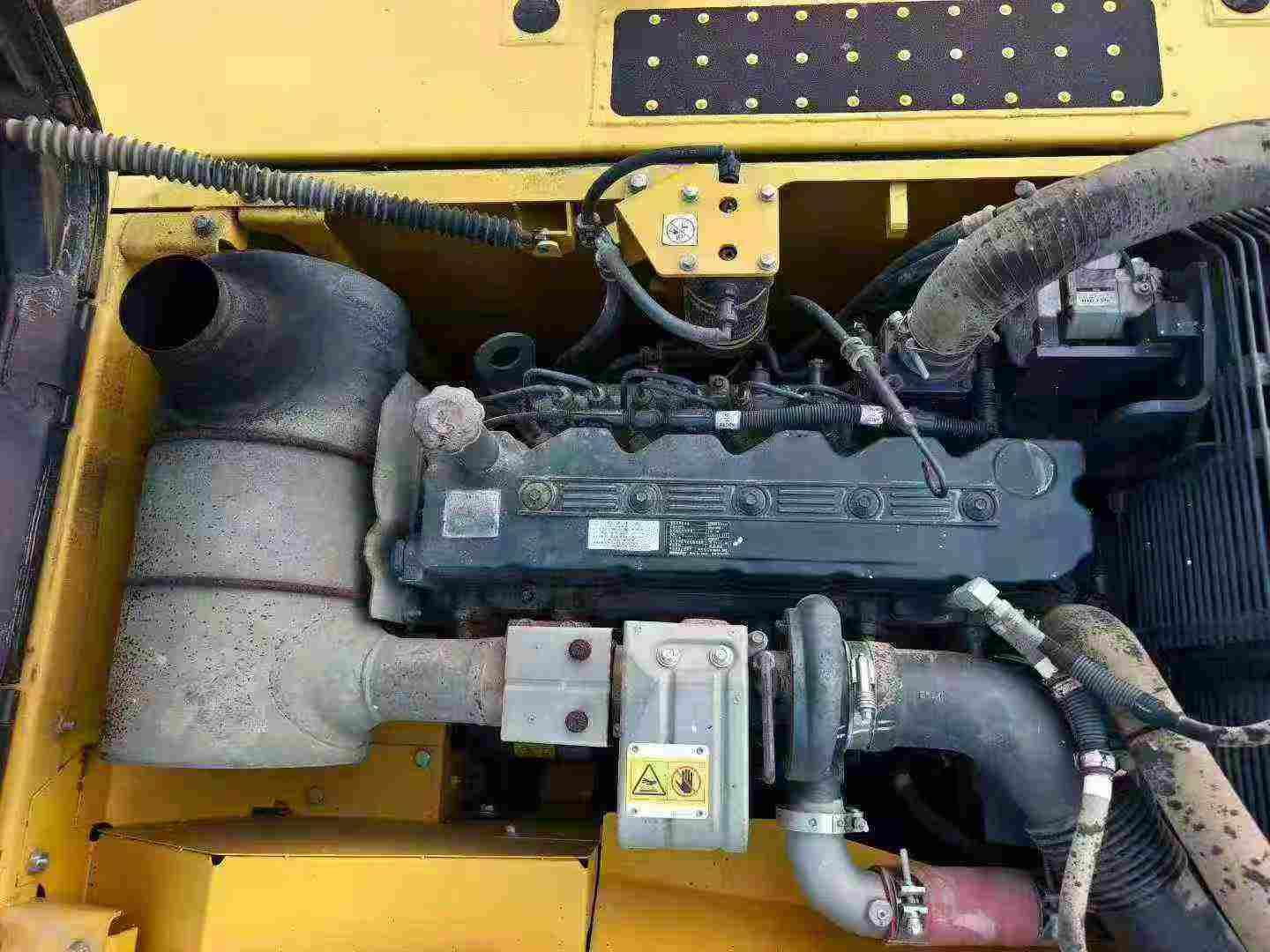 Used Komatsu PC200-8 Excavator 2020 Model / 8