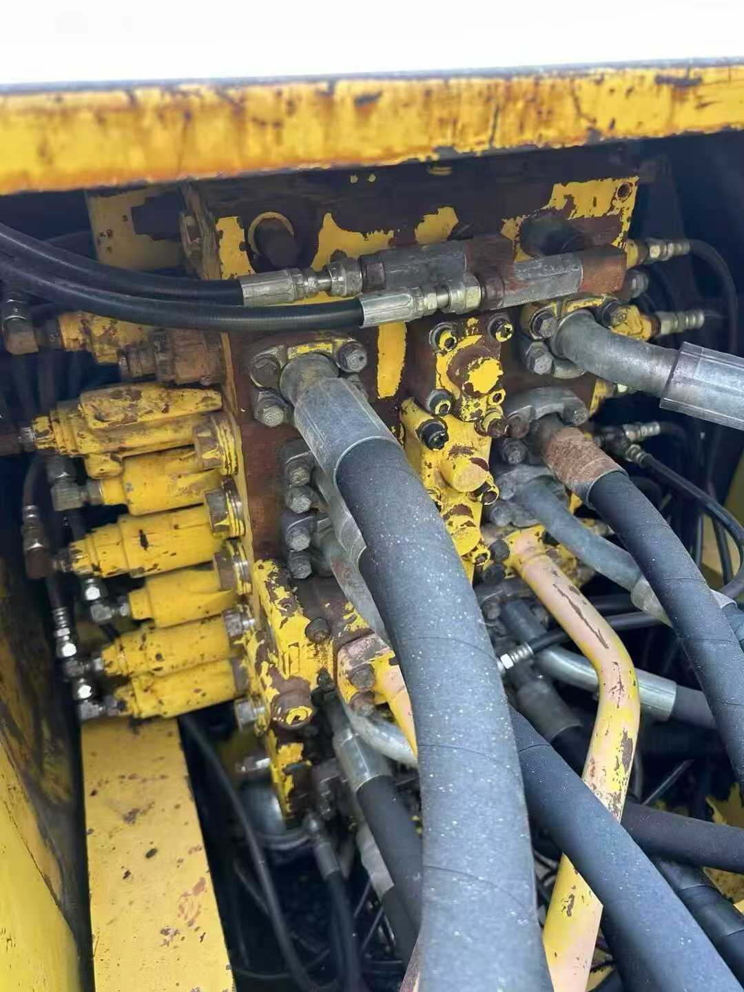 Used Komatsu PW220-7 Excavator 2016 Model / 6