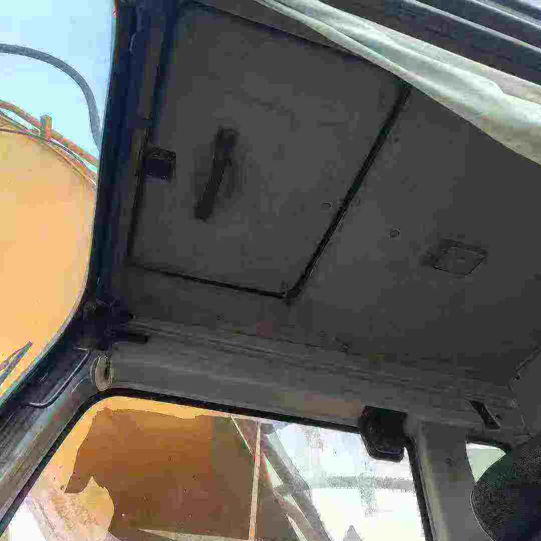 Used Hyundai R225-7 Excavator 2014 Model / 6