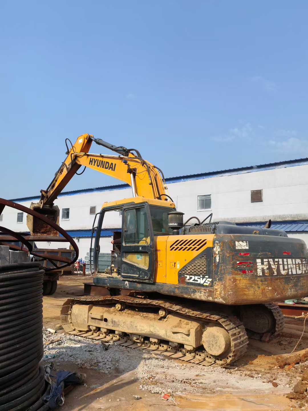 Used Hyundai R215VS Excavator 2018 Model / 2