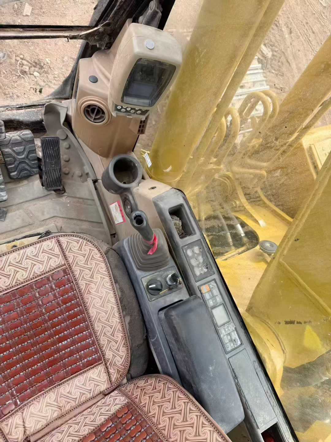 Used Caterpillar 320C Excavator 2016 Model / 4