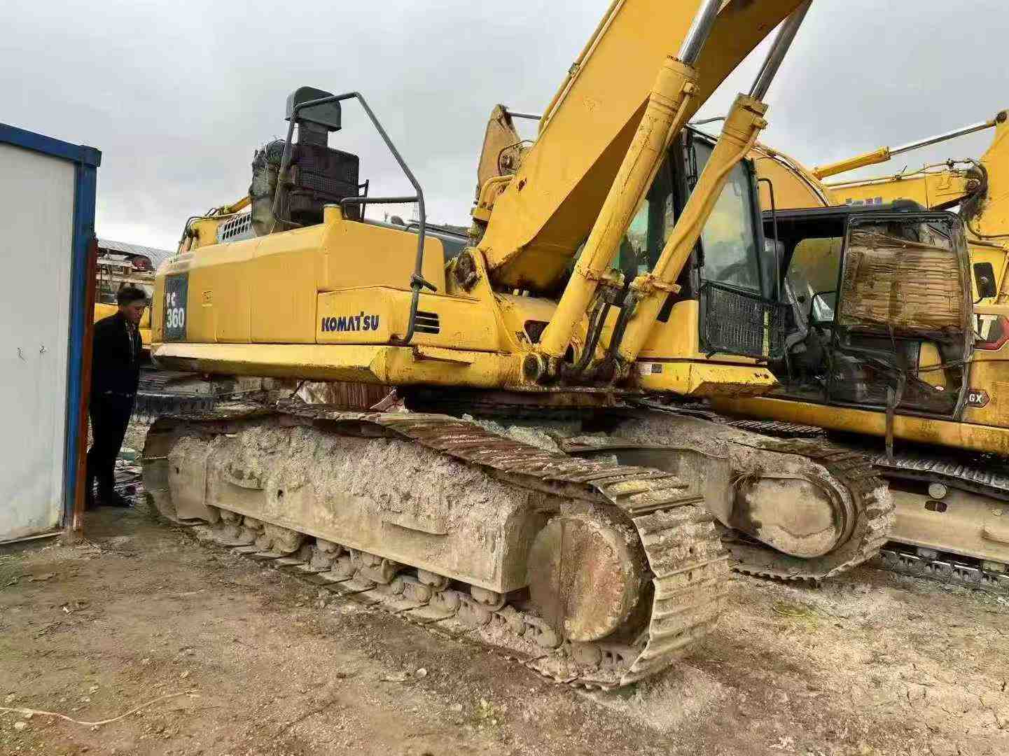 Used Komatsu PC60-7 Excavator 2016 Model / 3