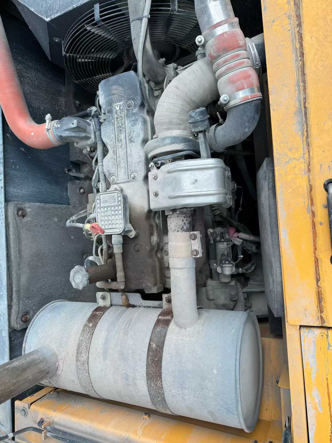 Used Hyundai R215VSN Excavator 2021 Model / 4