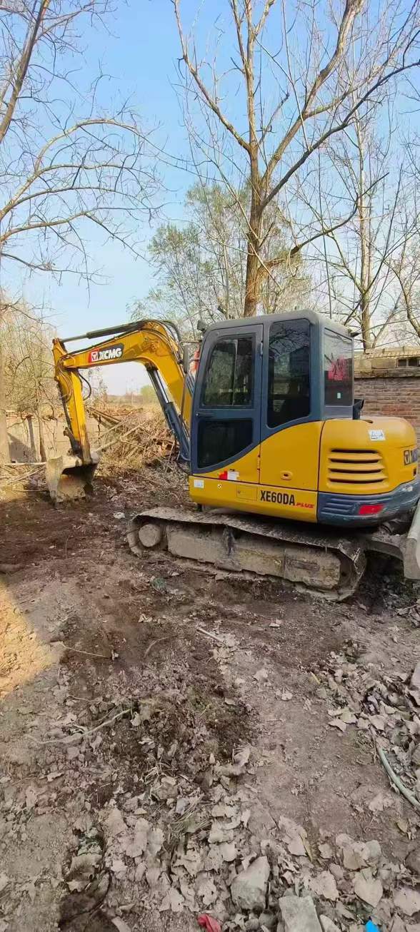 Used XCMG XE60 Excavator 2021 Model / 2