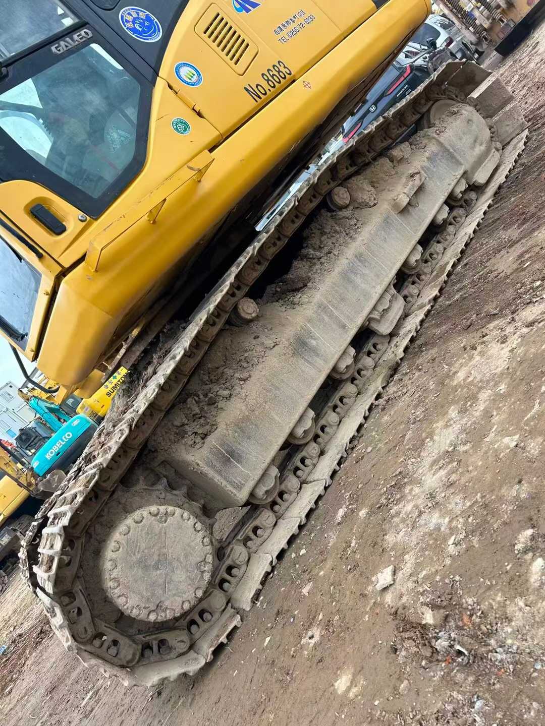 Used Komatsu PW200-7 Excavator 2016 Model / 5