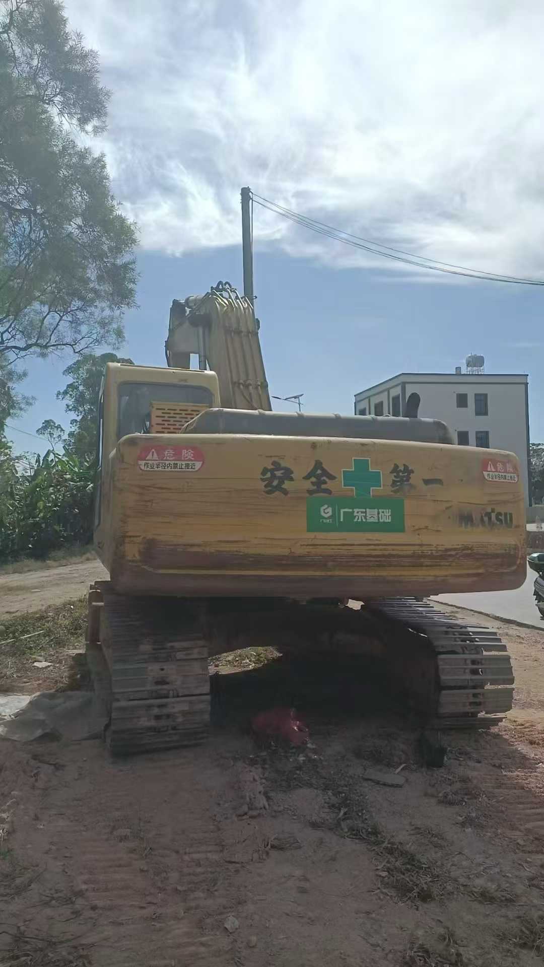 Used Komatsu PC200-6 Excavator 2016 Model / 4