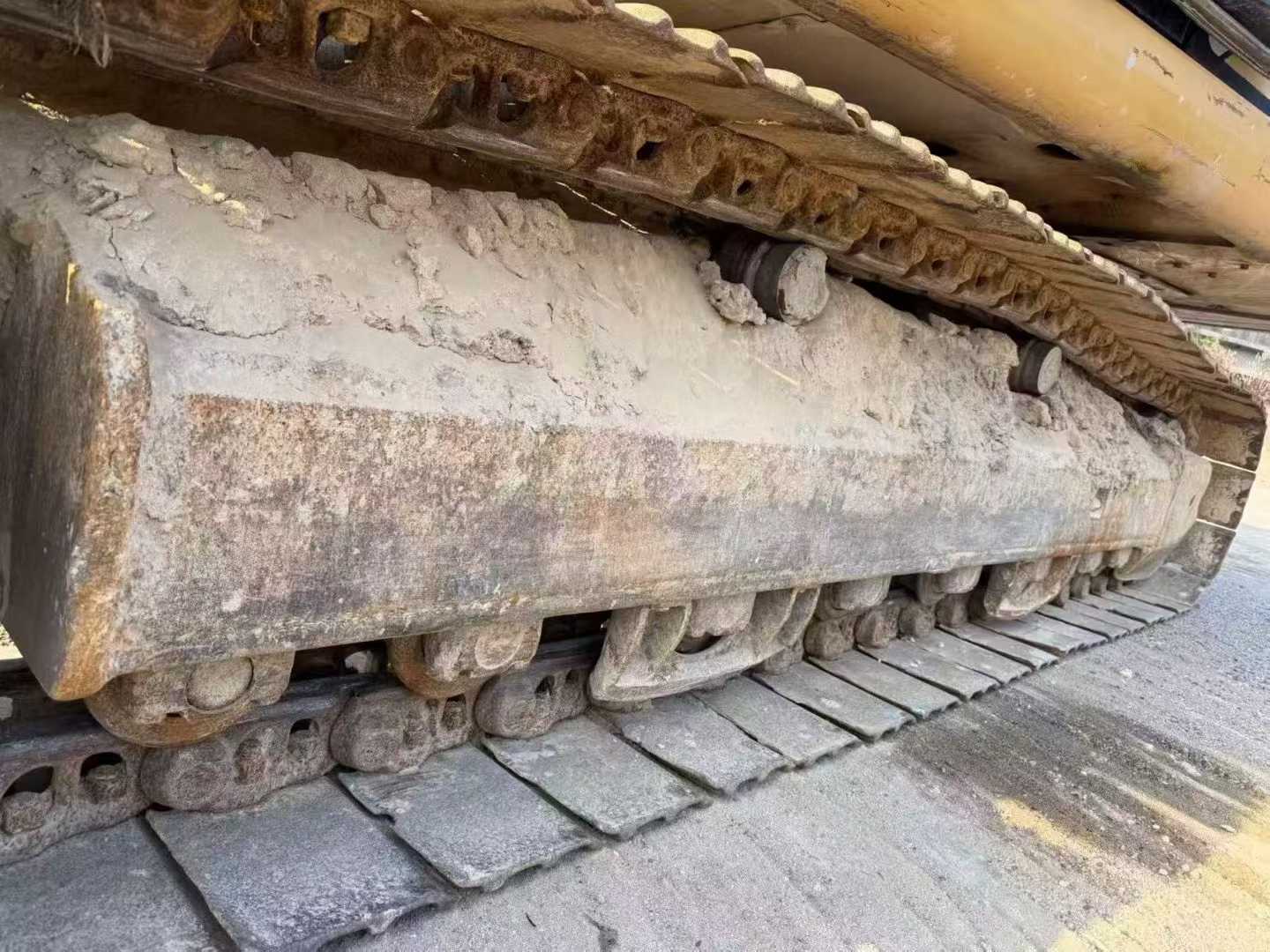 Used Caterpillar 323 Excavator 2016 Model / 7