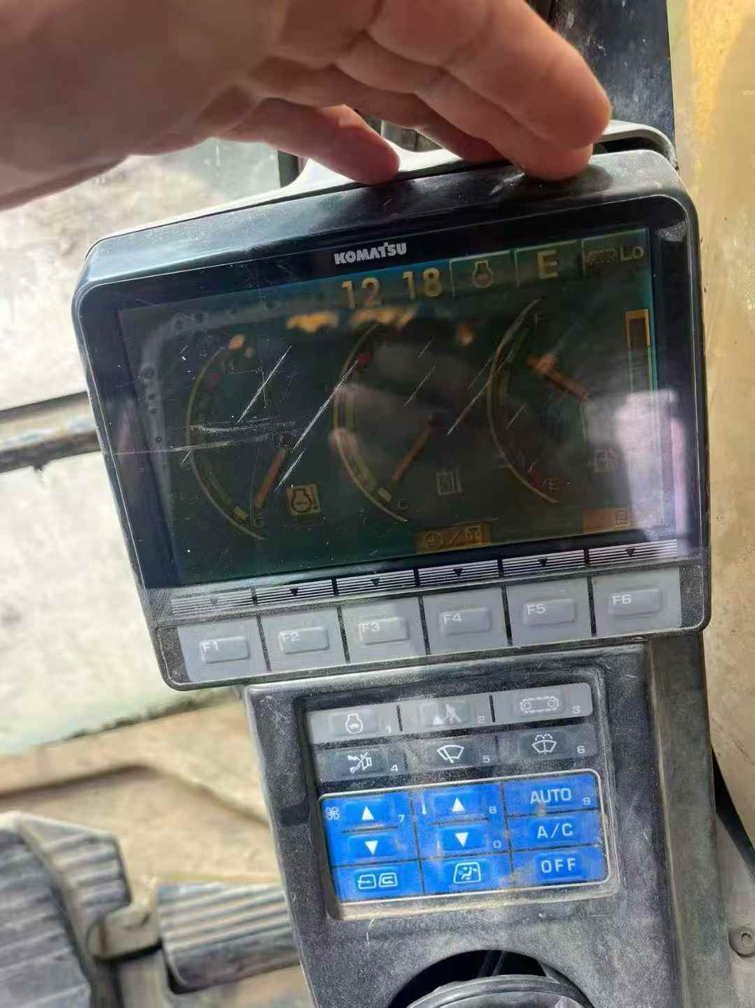 Used Komatsu PC200-8 Excavator 2016 Model / 5