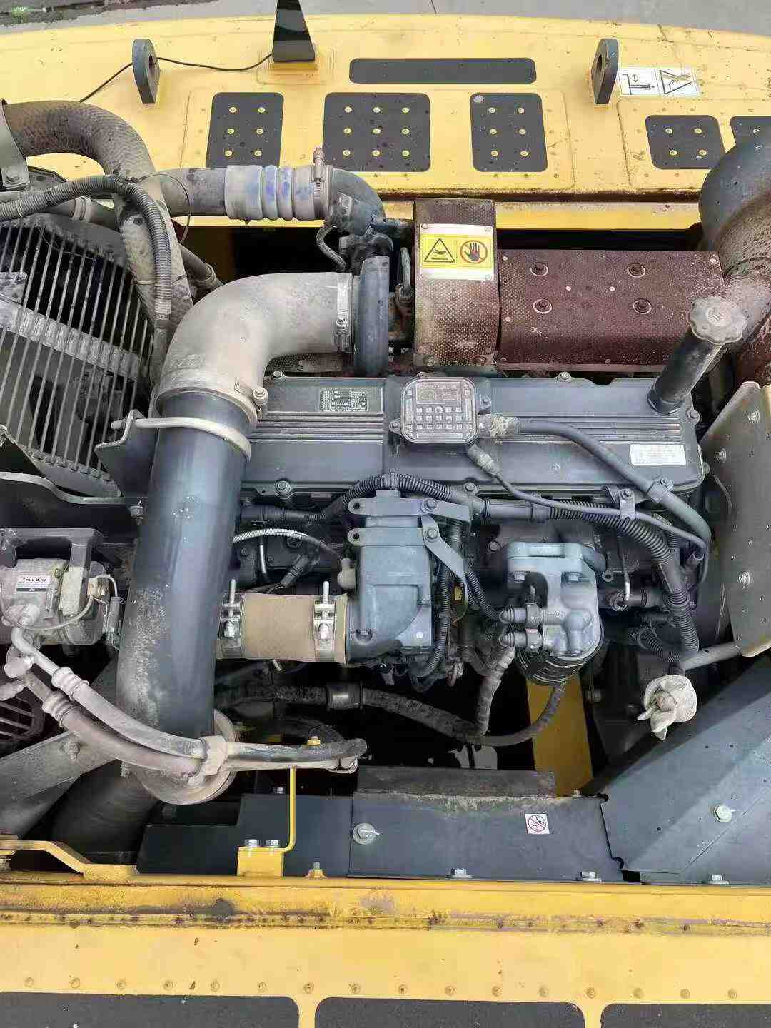 Used Komatsu PC300 Excavator 2018 Model / 4