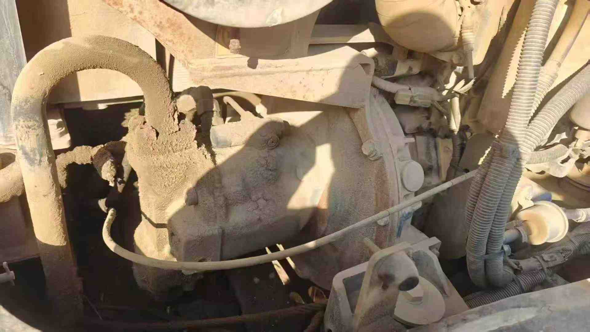 Used XCMG XE60 Excavator 2016 Model / 4