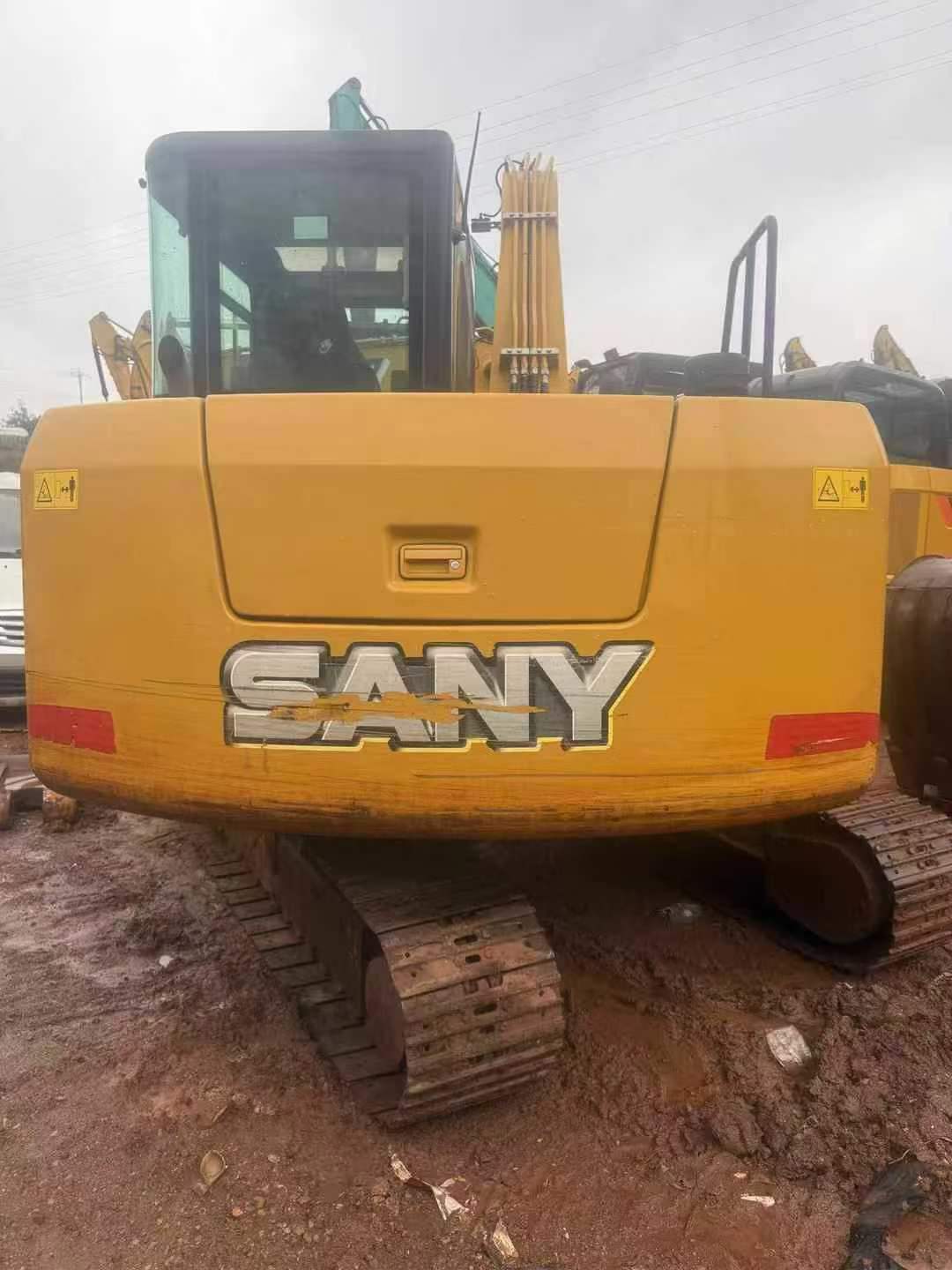 Buy Sany SY70C Used Excavator / 1