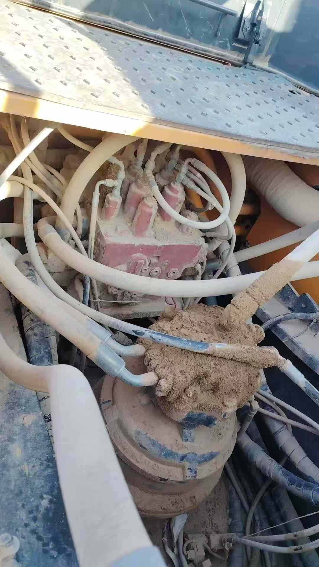 Used Hyundai 350LC-9V Excavator 2016 Model / 6