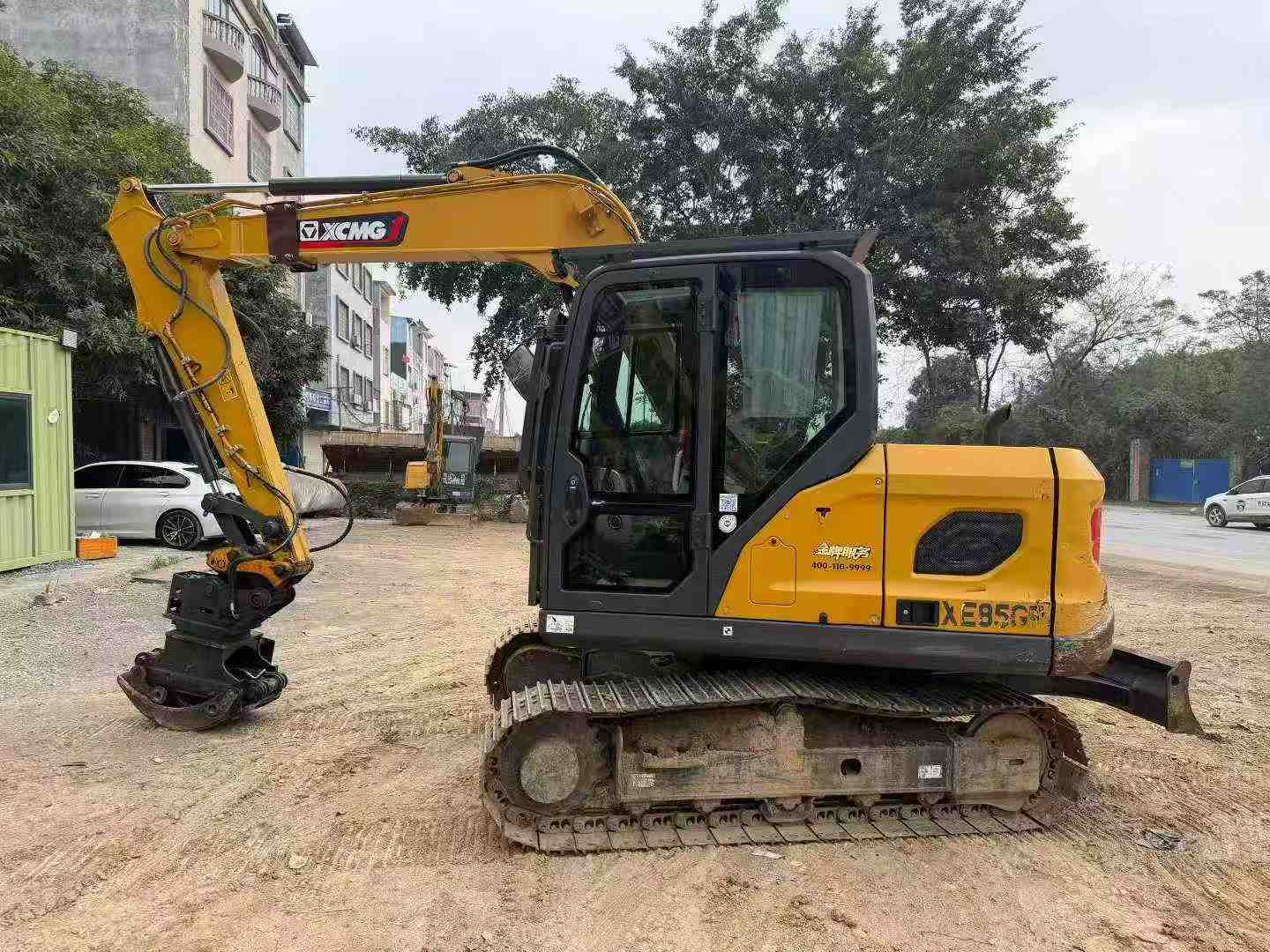 Used XCMG LW188 Excavator 2024 Model / 3