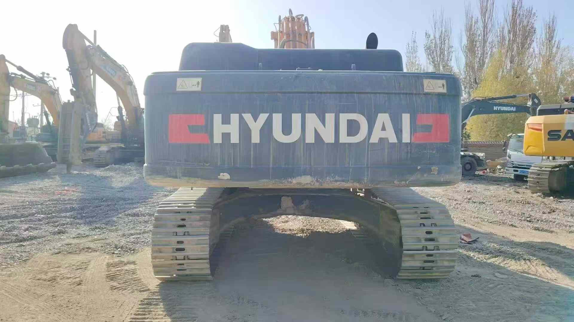 Used Hyundai 350LC-9V Excavator 2016 Model / 3