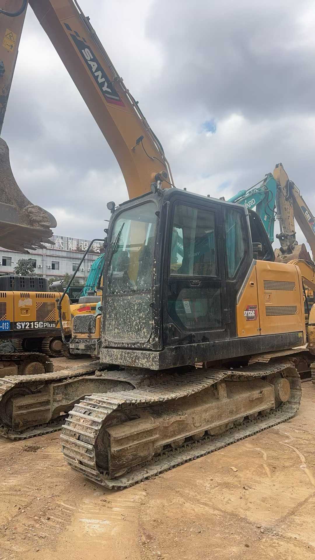 Used Sany SY135 Excavator 2023 Model / 7