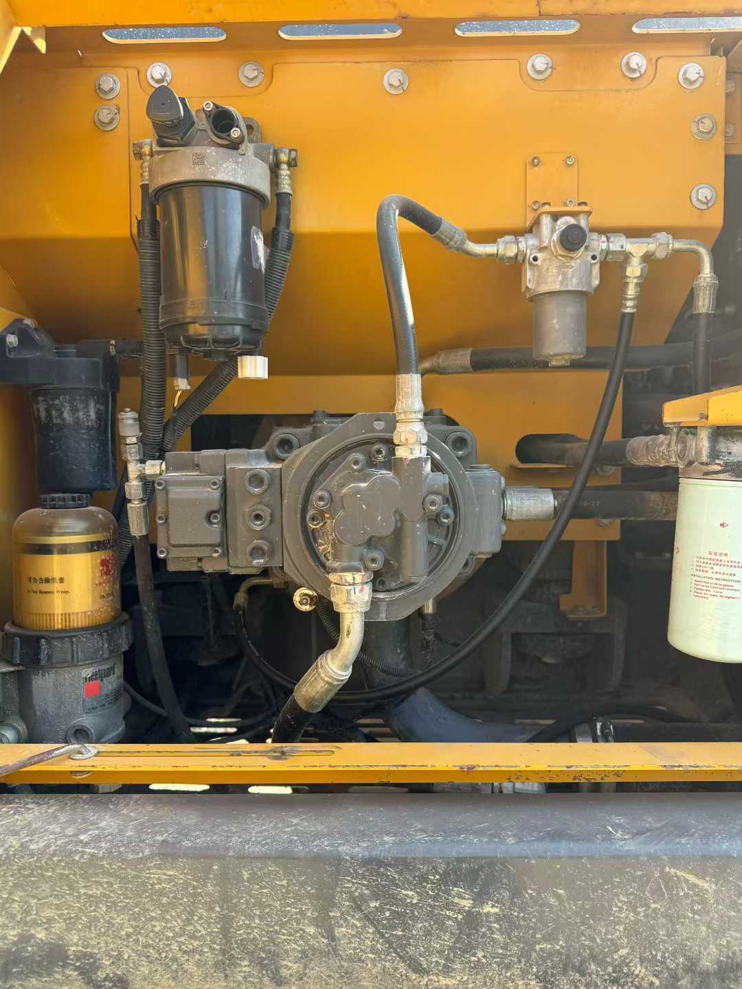 Used XCMG XE215DA Excavator 2022 Model / 5