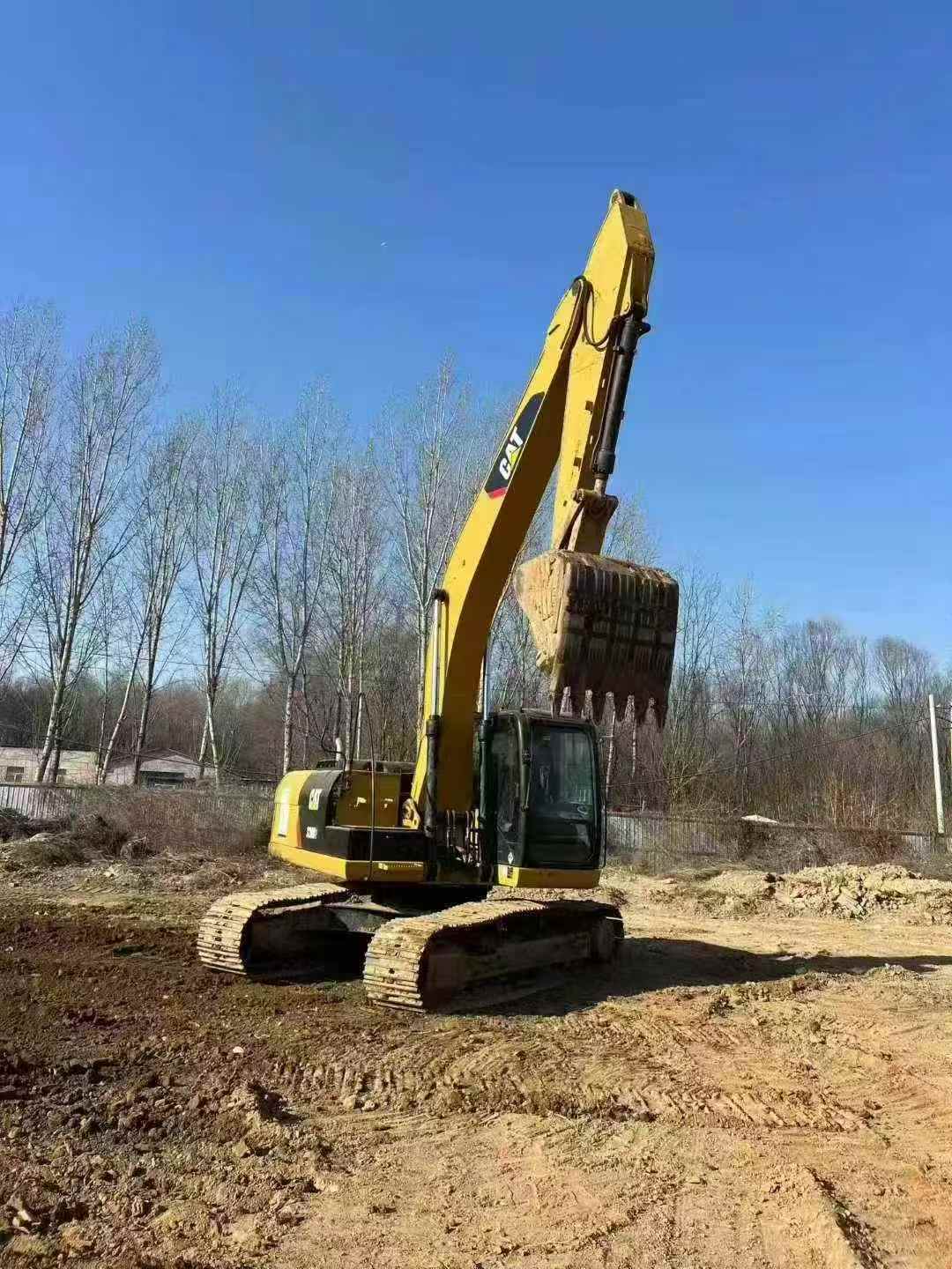 Used Caterpillar 320D Excavator 2016 Model / 3