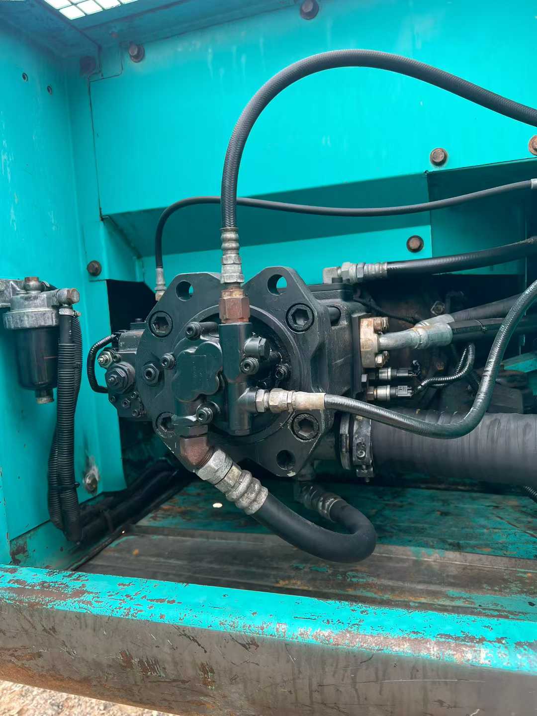 Used Kobelco SK200-9 Excavator 2016 Model / 5