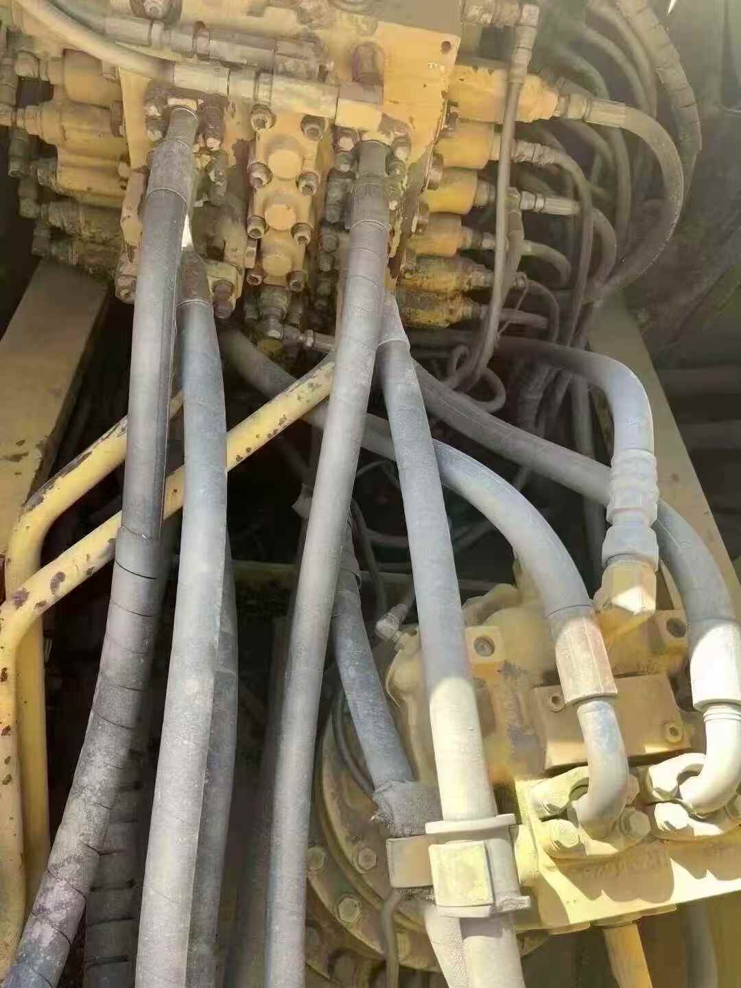 Used Komatsu PW200-7 Excavator 2016 Model / 9