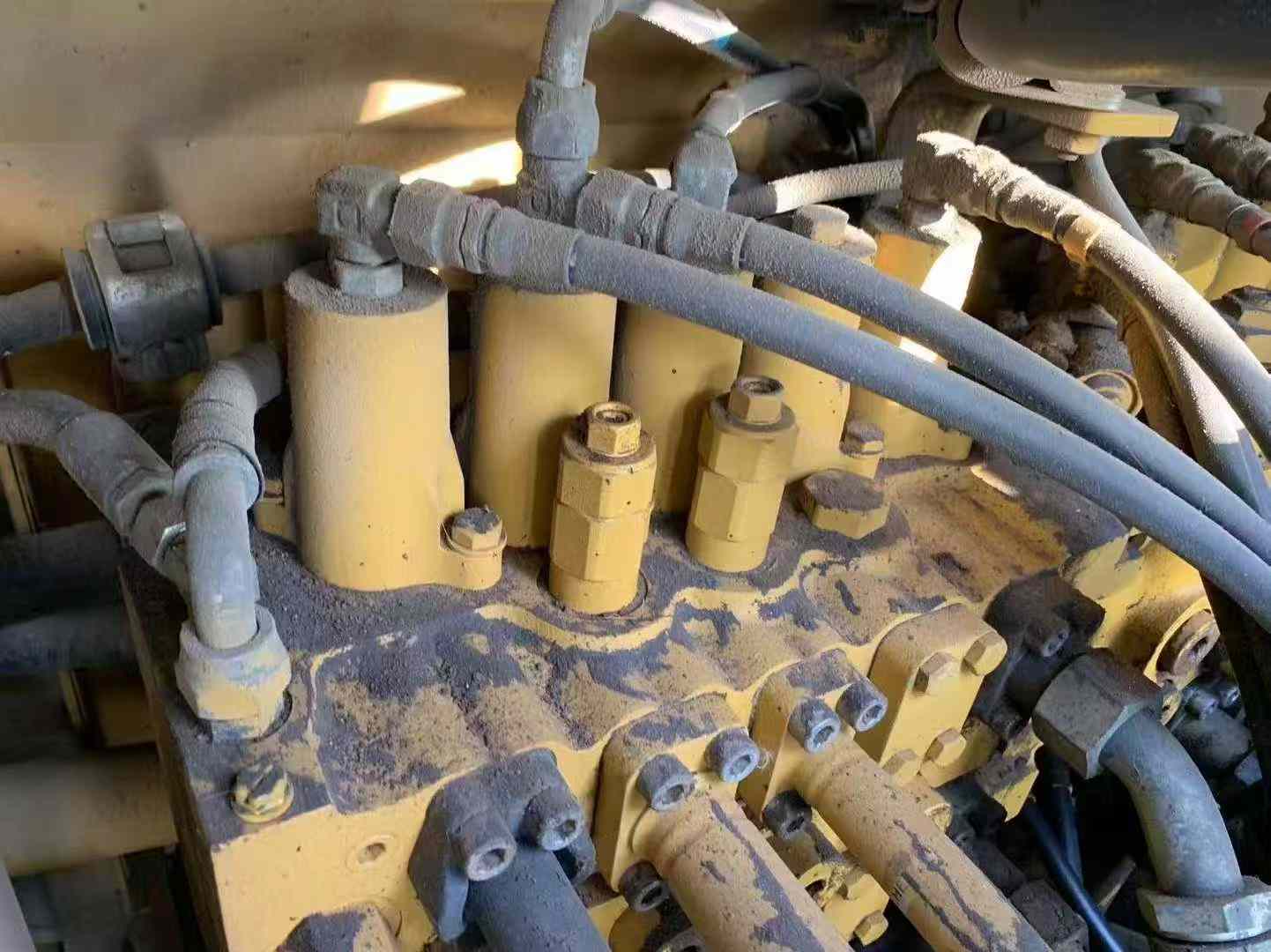 Used Caterpillar 320D Excavator 2016 Model / 3