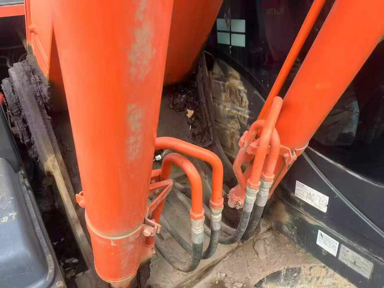 Used Hitachi ZAXIS200 Excavator 2016 Model / 3