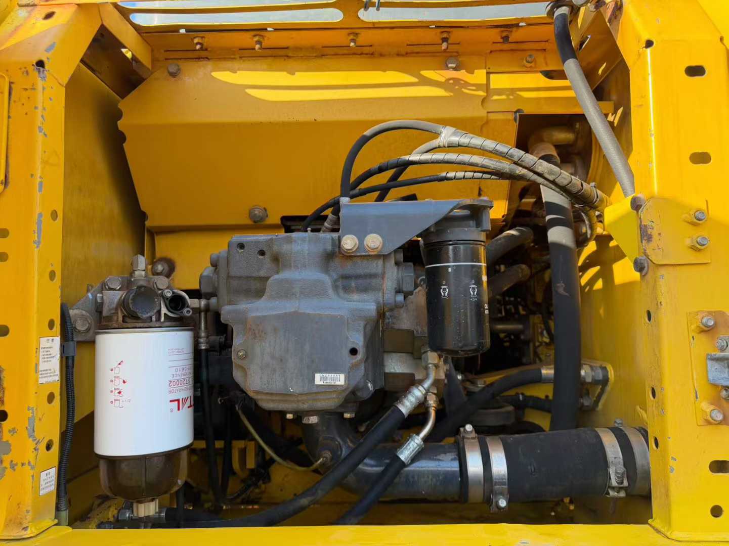 Used Komatsu PC200-8M0 Excavator 2013 Model / 5