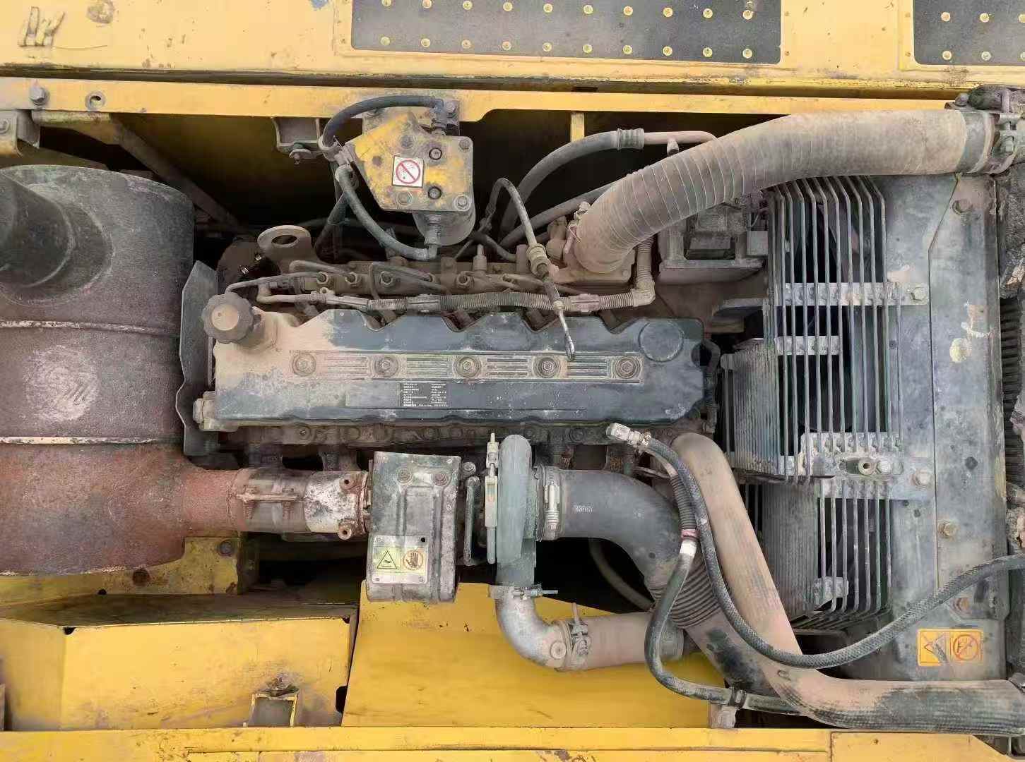 Used Komatsu PC200-8 Excavator 2016 Model / 7