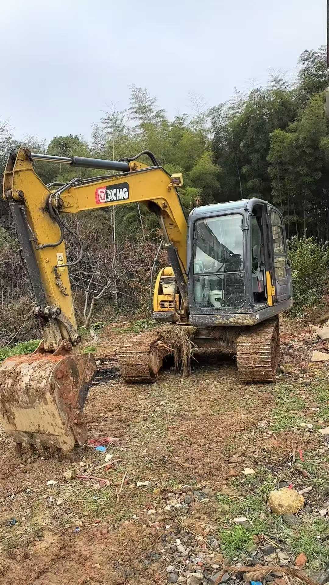 Used XCMG XE75WD Excavator 2020 Model / 6