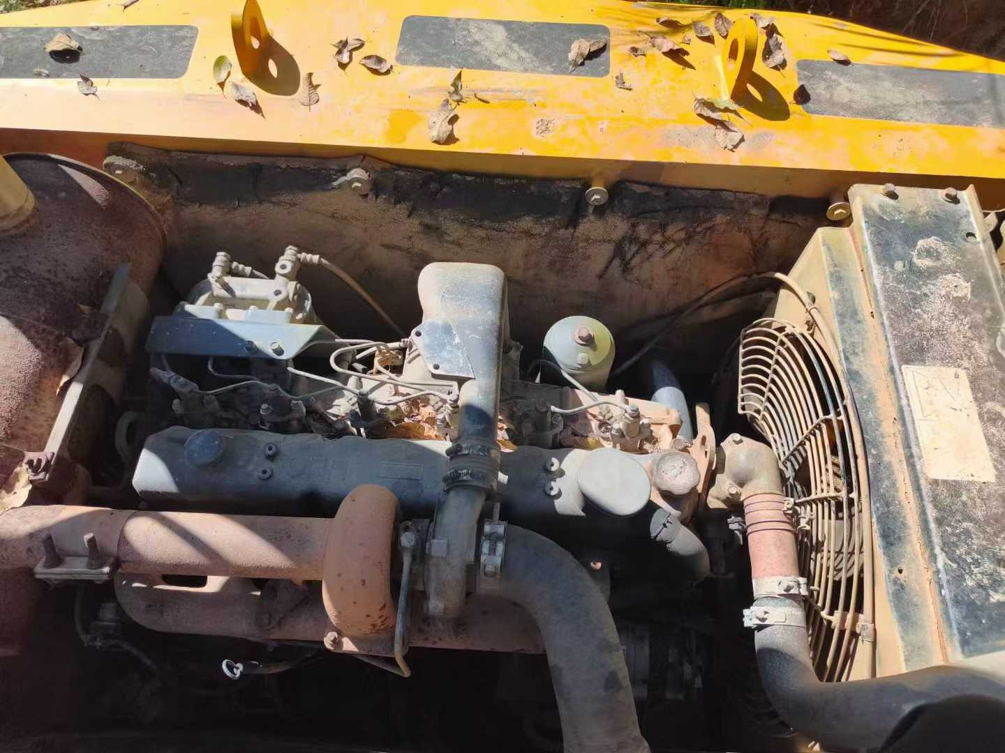 Used Hyundai R215-7 Excavator 2016 Model / 3