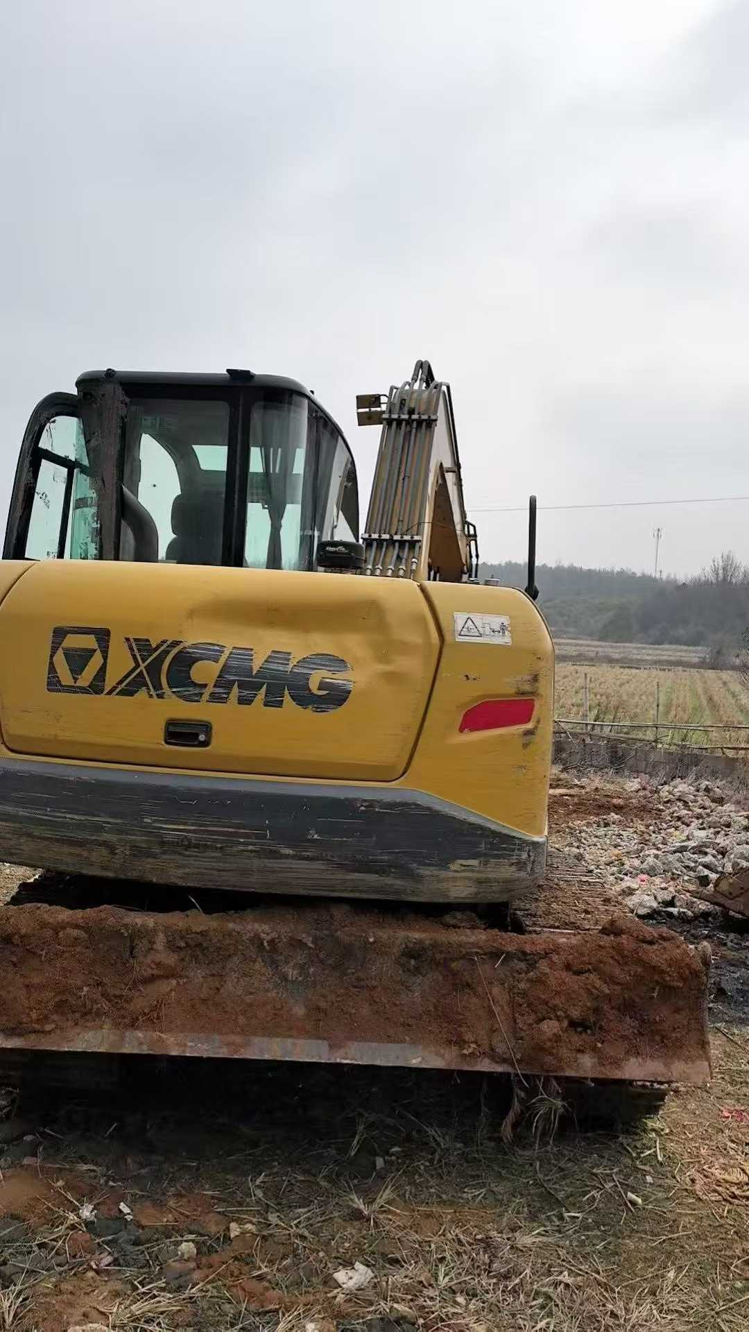 Used XCMG XE75WD Excavator 2020 Model / 2