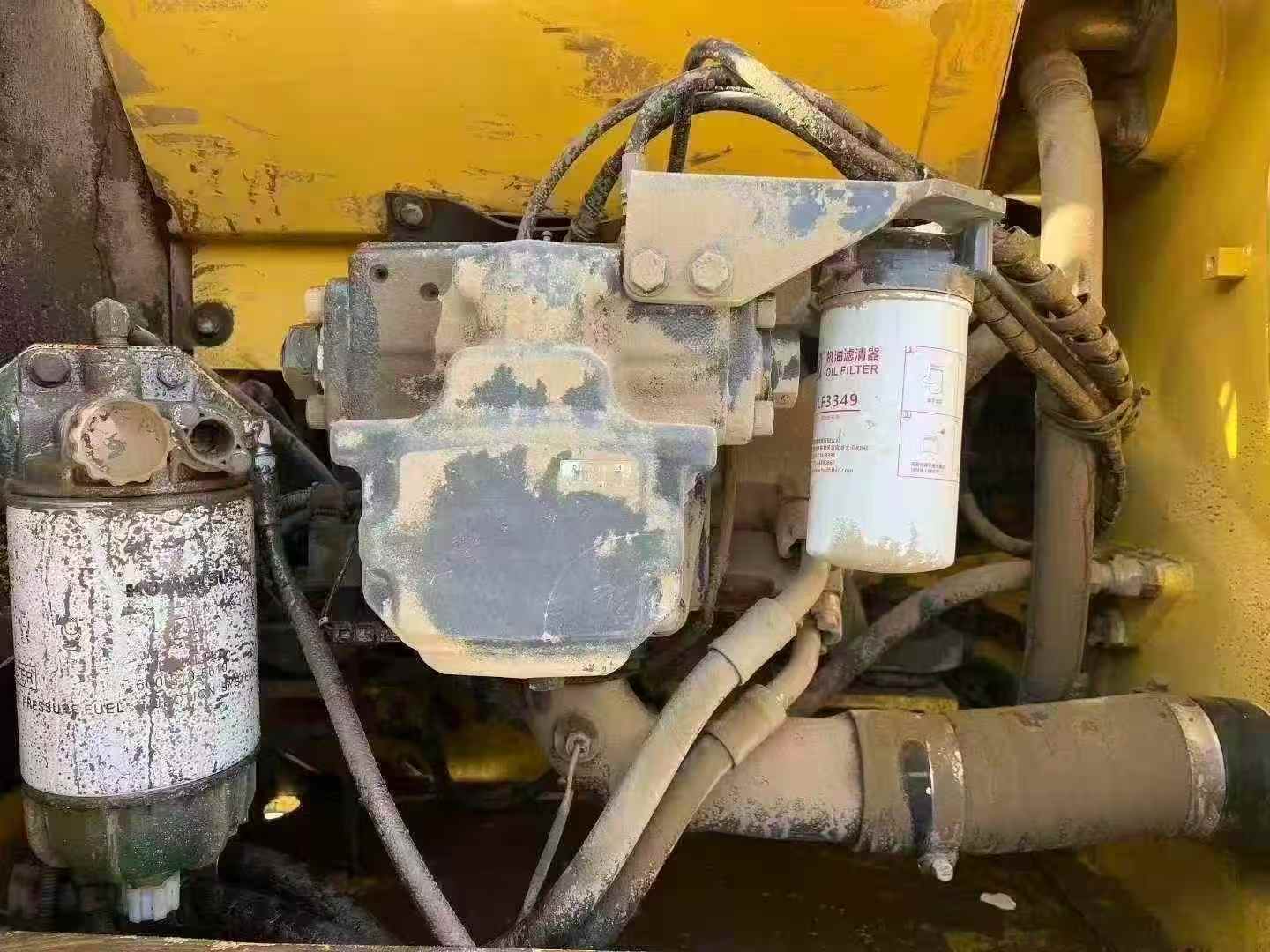 Used Komatsu PC200 Excavator 2016 Model / 6