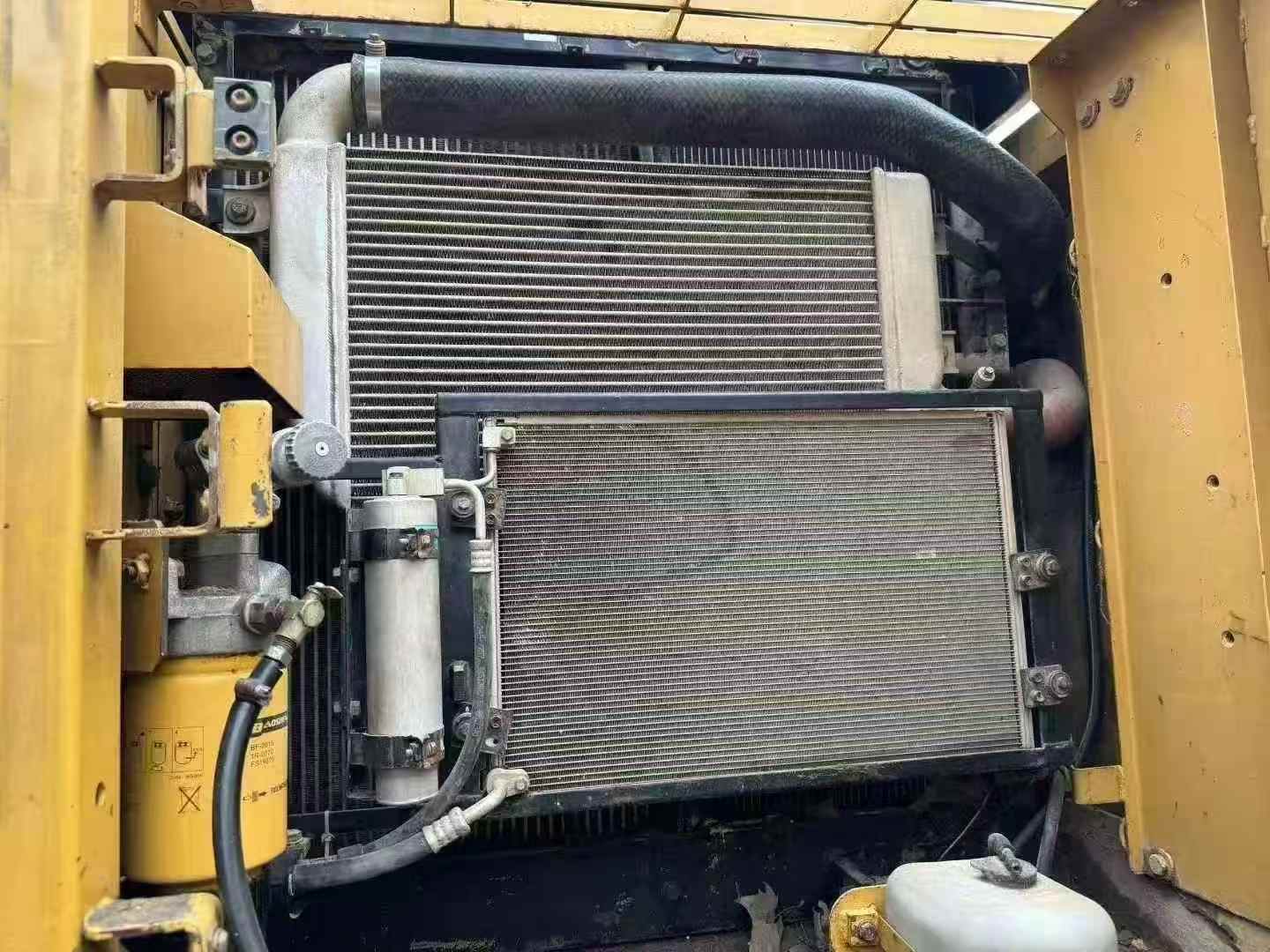 Used Caterpillar 320D Excavator 2011 Model / 9