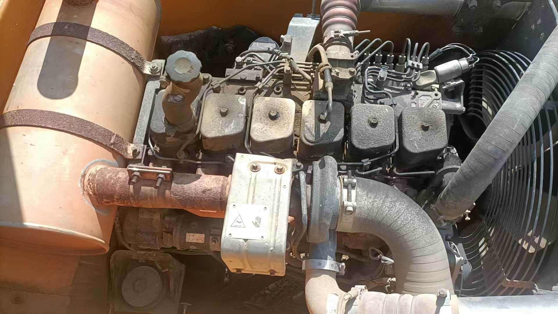 Used Hyundai R215-7 Excavator 2016 Model / 6