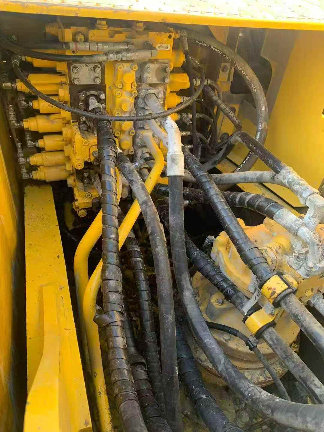 Used Komatsu PC210-8 Excavator 2018 Model / 4