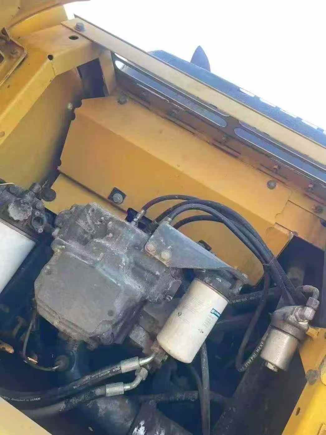 Used Komatsu PC200 Excavator 2014 Model / 6