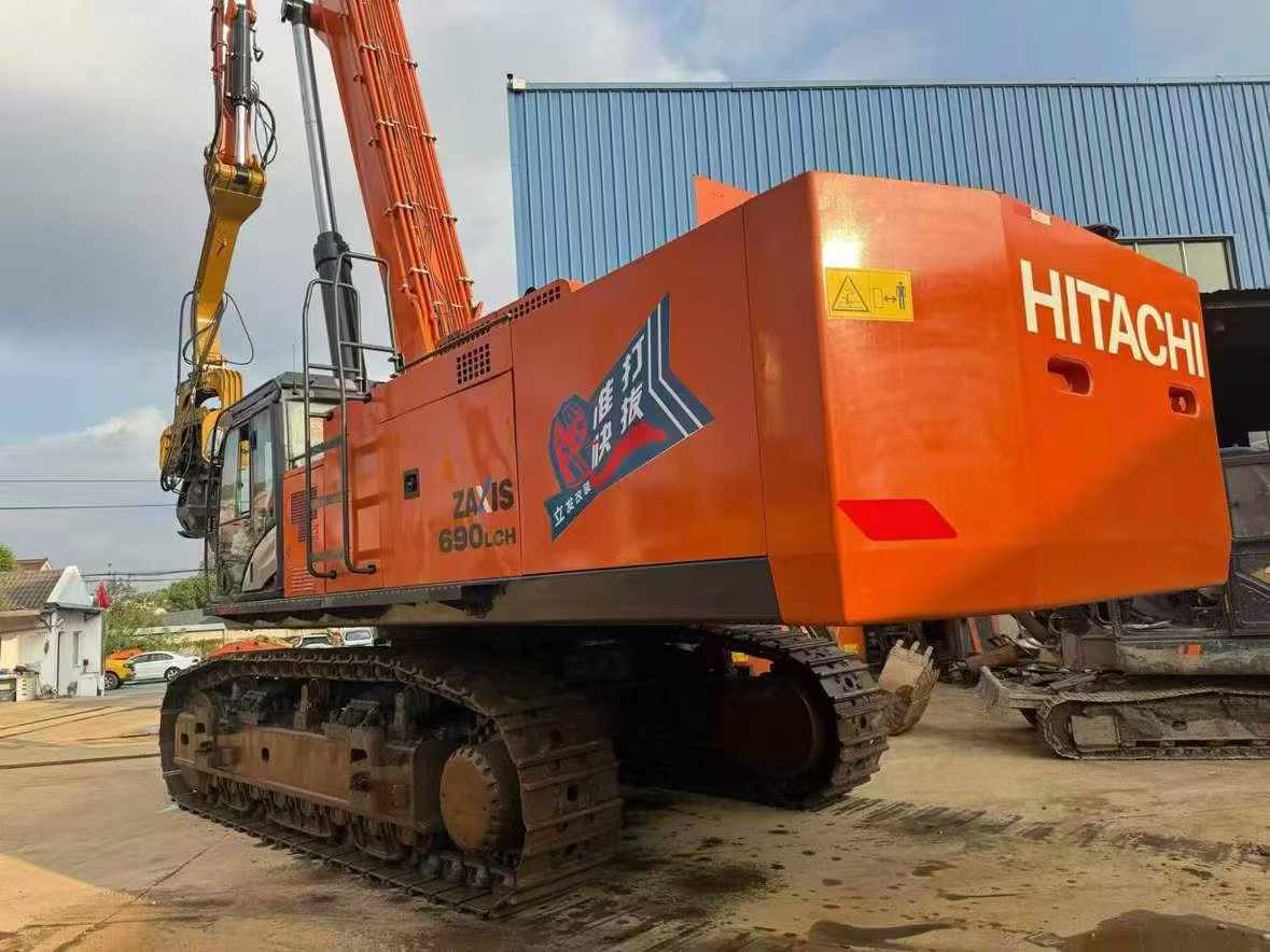 Used Hitachi ZX80 Excavator 2022 Model / 2