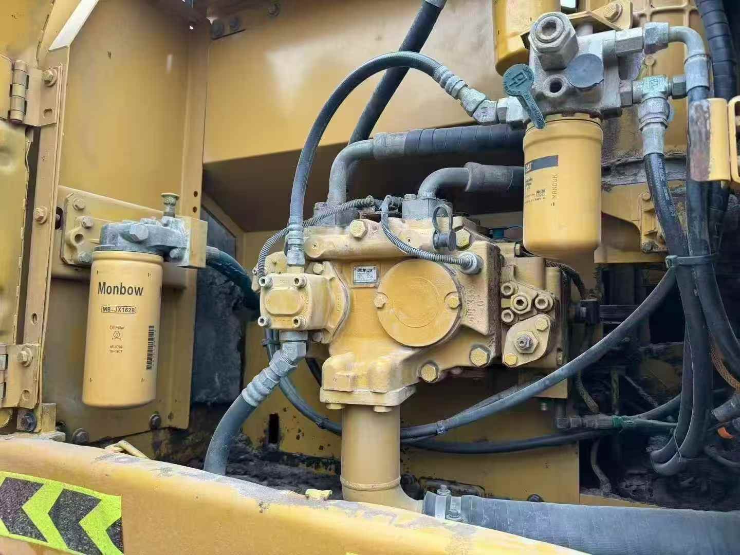 Used Caterpillar 320D Excavator 2011 Model / 7