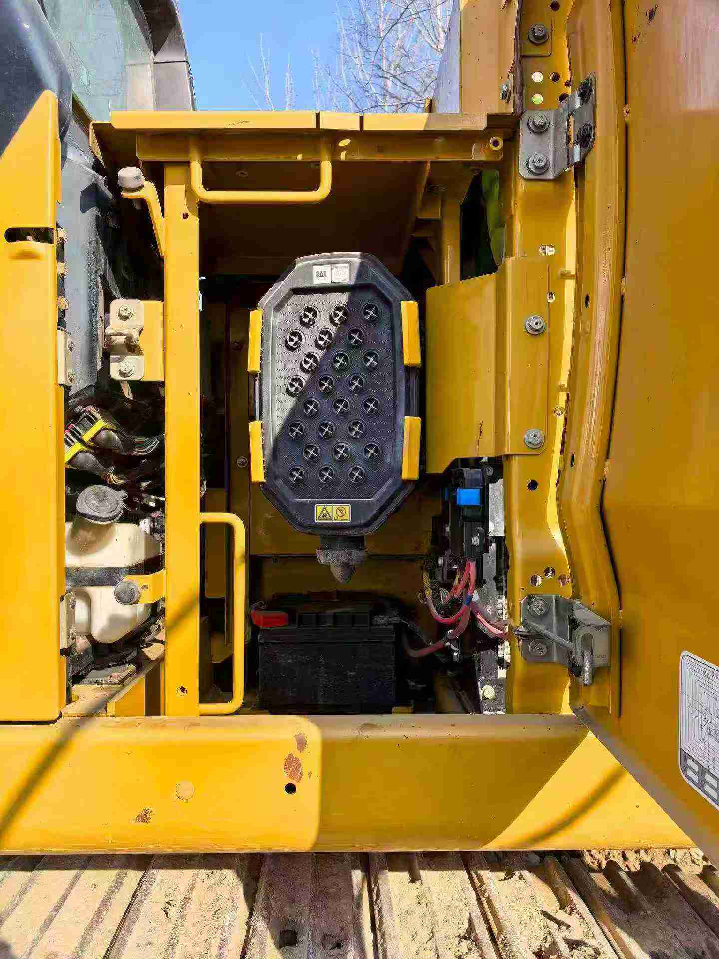 Used Caterpillar 330L Excavator 2019 Model / 3